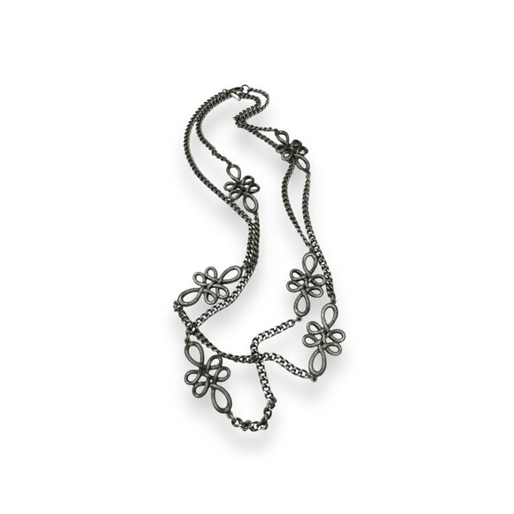 Ben-Amun Silver Tone Long Chain Necklace With Loop Flower Accents - Picture 2 of 8